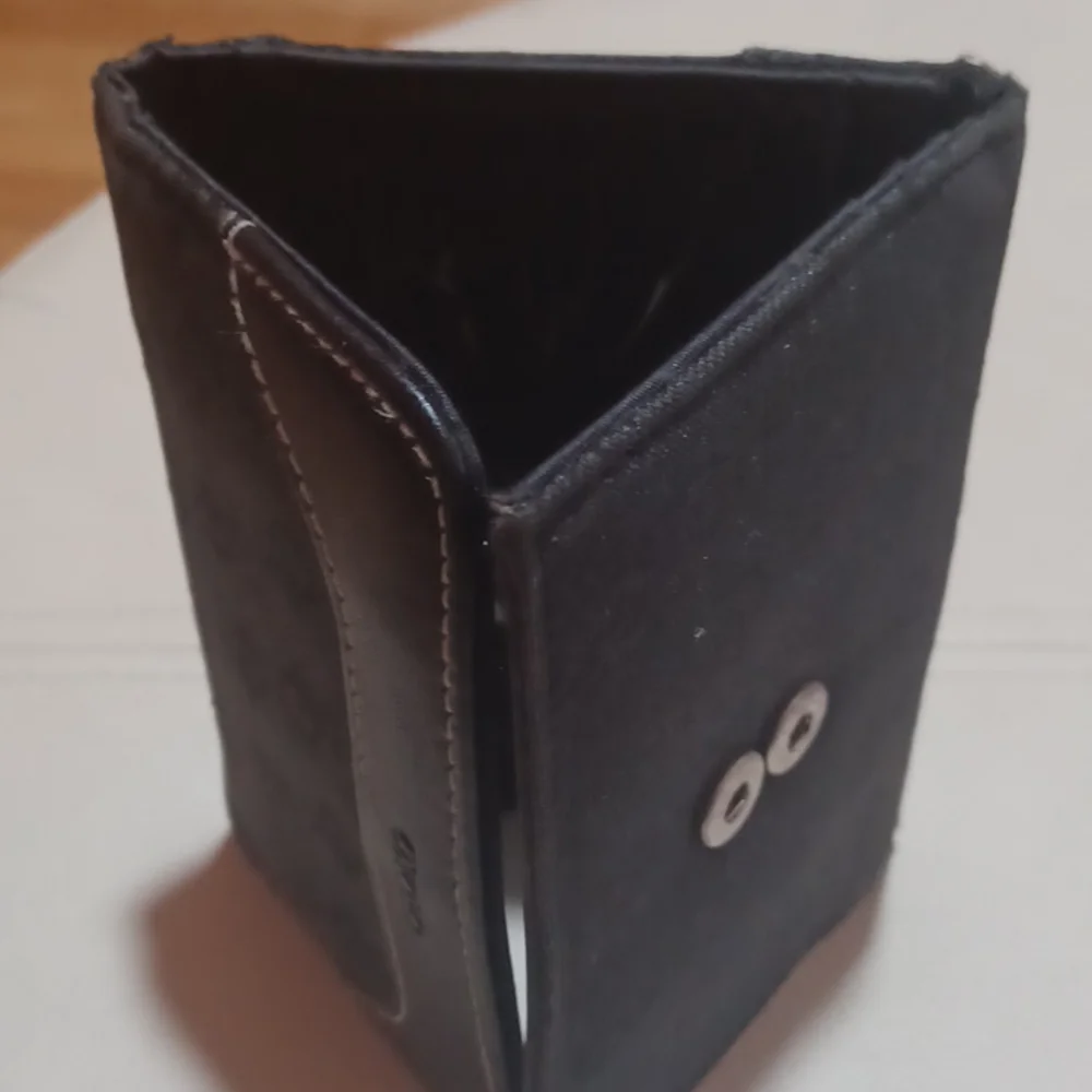 Wallet - Picture 3 of 4